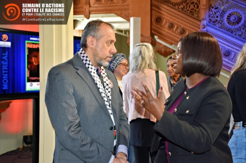 Photo dans la réception de la Ville de Montréal.