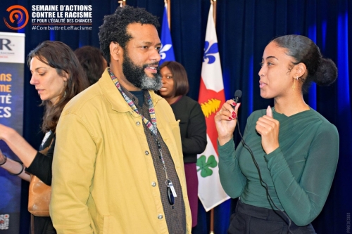 Photo de l'entrevue lors du lancement de la SACR.